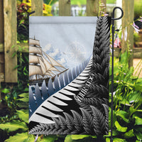 Personalised New Zealand Pakeha Garden Flag Kiwi Silver Fern and Sailing Ship Compass LT14 Garden Flag Blue - Polynesian Pride
