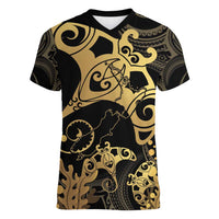 Black And Gold Aotearoa Whai Women V-Neck T-Shirt NZ Stingrays Maori Curves Style