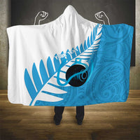 New Zealand Lawn Bowls Prostate Cancer Custom Hooded Blanket Aotearoa Maori Silver Fern Blue Ribbon - Polynesian Pride