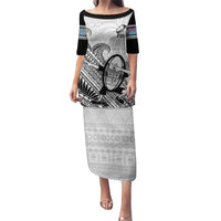 Fiji Tapa Rugby Family Matching Puletasi Dress and Hawaiian Shirt Flying Fijian 2023 World Cup With Dabbing Ball LT14 Mom's Dress White - Polynesian Pride