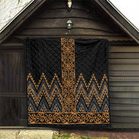 Gold Aotearoa Mangopare Kowhaiwhai and Niho Taniwha Quilt Maori New Zealand