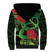 New Zealand Gecko Sherpa Hoodie Aotearoa Maori With Pohutukawa Flowers LT14 - Polynesian Pride