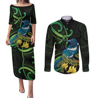 New Zealand Tui Bird Couples Matching Puletasi and Long Sleeve Button Shirt Aotearoa Maori With Kowhai Flowers LT14 Black - Polynesian Pride