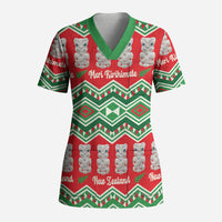 New Zealand Christmas In July Scrub Top Meri Kirihimete Hei Tiki Taniko Motifs Seamless LT14 Adult Red - Polynesian Pride