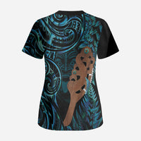 Maripi New Zealand Scrub Top Maori Weapon Paua Shell Haka Fern