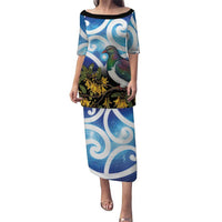 Kekeru New Zealand Matariki Family Matching Puletasi and Hawaiian Shirt Kukupa Kowhai Maori New Year Blue Version LT14 Mom's Dress Blue - Polynesian Pride