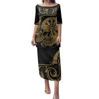 New Zealand Darts Family Matching Puletasi and Hawaiian Shirt Skull In Dart We Trust Maori Pattern LT14 Mom's Dress Gold - Polynesian Pride