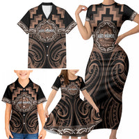 Aotearoa Kati Mamoe Personalised Family Matching Short Sleeve Bodycon Dress and Hawaiian Shirt Maori Iwi Poutama Puhoro Tattoo LT14 - Polynesian Pride