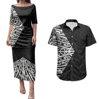 Black New Zealand Puhoro Maori Tattoo Couples Matching Puletasi and Hawaiian Shirt LT14 Black - Polynesian Pride