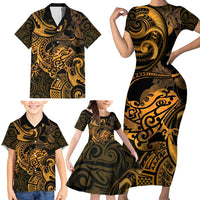 New Zealand Tuatara Family Matching Short Sleeve Bodycon Dress and Hawaiian Shirt Aotearoa Maori Clematis Flowers - Gold LT14 - Polynesian Pride