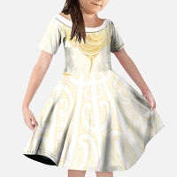 Gold White New Zealand Manta Ray Family Matching Tank Maxi Dress and Hawaiian Shirt Aotearoa Maori Haehae LT14 Daughter's Dress White - Polynesian Pride