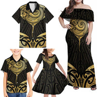 Gold Black New Zealand Manta Ray Family Matching Off Shoulder Maxi Dress and Hawaiian Shirt Aotearoa Maori Haehae LT14 - Polynesian Pride