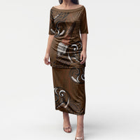 New Zealand Taiaha Puletasi Maori Weapon Silver Fern Maori Pattern LT22 Long Dress Brown - Polynesian Pride