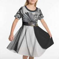 New Zealand Fantail Bird Kid Short Sleeve Dress Maori Piwakawaka Kowhai Maori Pattern