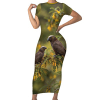 New Zealand Kaka Bird Family Matching Short Sleeve Bodycon Dress and Hawaiian Shirt Kowhai Flower Landscape Style LT22 Mom's Dress Green - Polynesian Pride