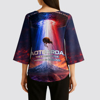 New Zealand Aotearoa Kiwi UFO Kimono Sleeve Blouse Sci-Fi Galaxy Sunset Sky Tower And Mountain