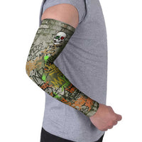 Yeah Nah Graffiti Skull New Zealand Slang Arm Sleeves Kiwi Grunge Brick Wall and Bold Urban Street Art TS04 - Polynesian Pride