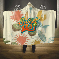 NZ Slang Sweet As Kiwi Shaka Sign Hooded Blanket New Zealand Surfboards Sun and Tropical Beach Retro TS04 - Polynesian Pride