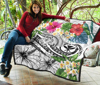 Polynesian Hawaii Kanaka Maoli Premium Quilt - Summer Plumeria (White) - Polynesian Pride