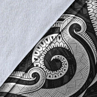 Tokelau Premium Blanket - White Tentacle Turtle - Polynesian Pride