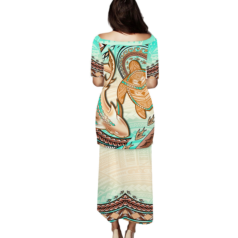 Hawaii Couples Matching Puletasi Dress And Hawaiian Shirt Polynesian Shark And Sea Turtle Dreamy Turquoise LT14 - Polynesian Pride