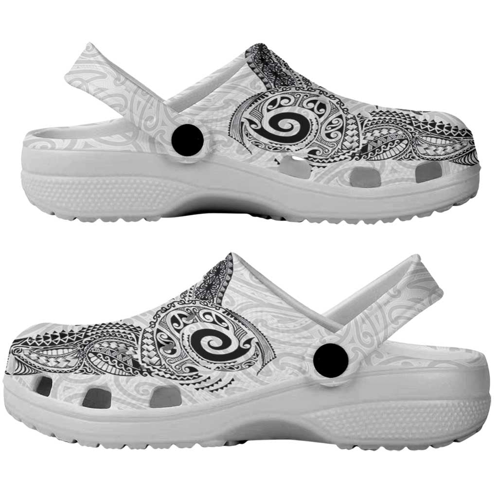 Aotearoa Maori Sea Animals Tribal Clogs Shoes Manta Ray and Shark Moko Pattern White Color
