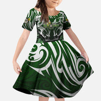 Personalised Warriors Maori Darts Family Matching Long Sleeve Bodycon Dress and Hawaiian Shirt New Zealand Darts Silver Fern DT02 Daughter's Dress Green - Polynesian Pride
