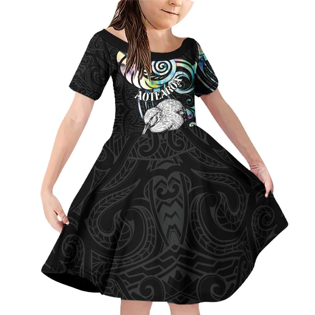 New Zealand Kiwi Bird Family Matching Off Shoulder Short Dress and Hawaiian Shirt Silver Fern Koru Paua Shell DT04 Daughter's Dress Black - Polynesian Pride