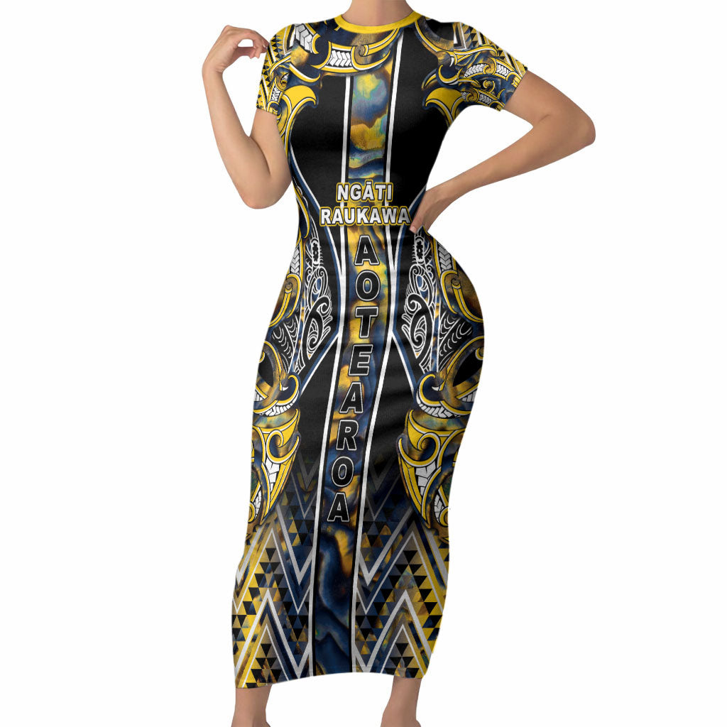 Aotearoa Ngati Raukawa Short Sleeve Bodycon Dress Maori Tribal Yellow And Navy Paua Shell Pattern DT05 Long Dress Yellow - Polynesian Pride