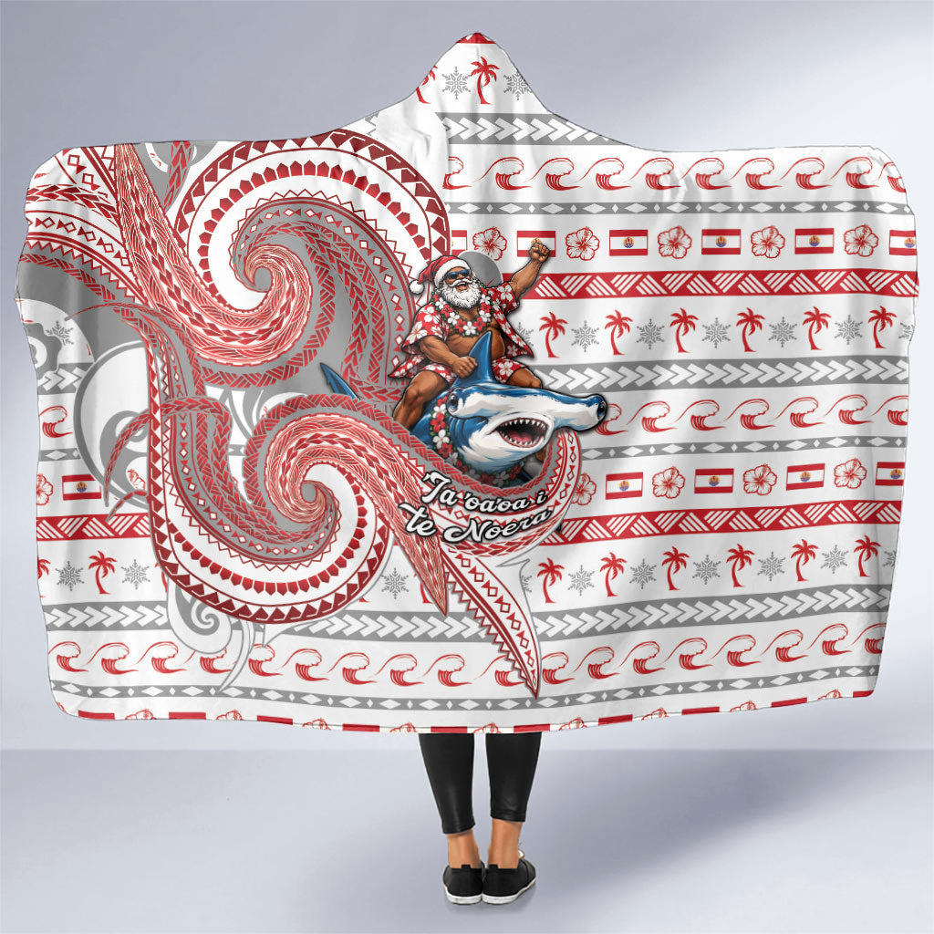 French Polynesian Christmas Hooded Blanket Santa Riding Hammerhead Shark Tahitian DT05 One Size White - Polynesian Pride