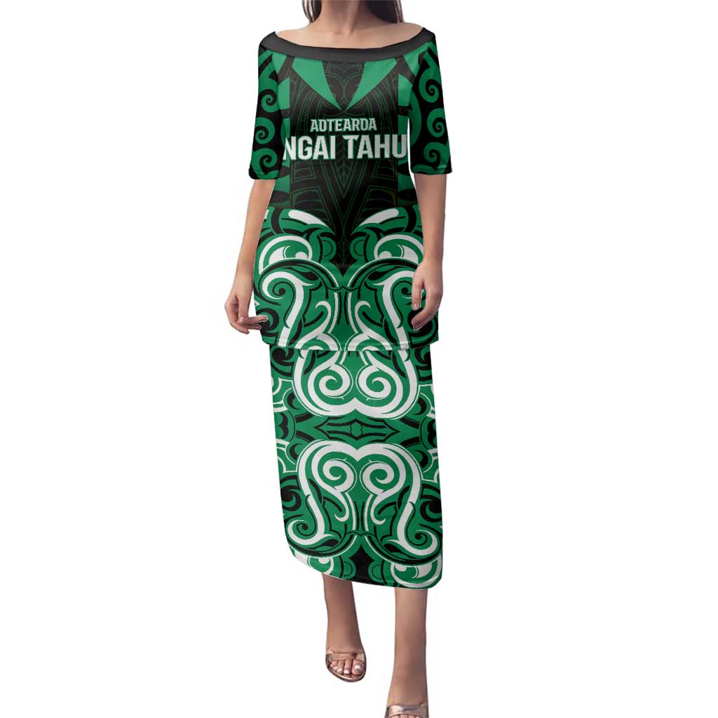 Custom Aotearoa Ngai Tahu Family Matching Puletasi and Hawaiian Shirt Maori Pattern New Zealand DT05 Mom's Dress Green - Polynesian Pride