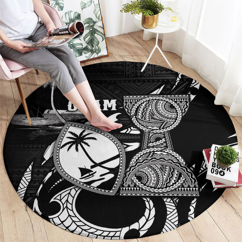 Guam Liberation Day Round Carpet Black White Latte Stone Tribal Patterns