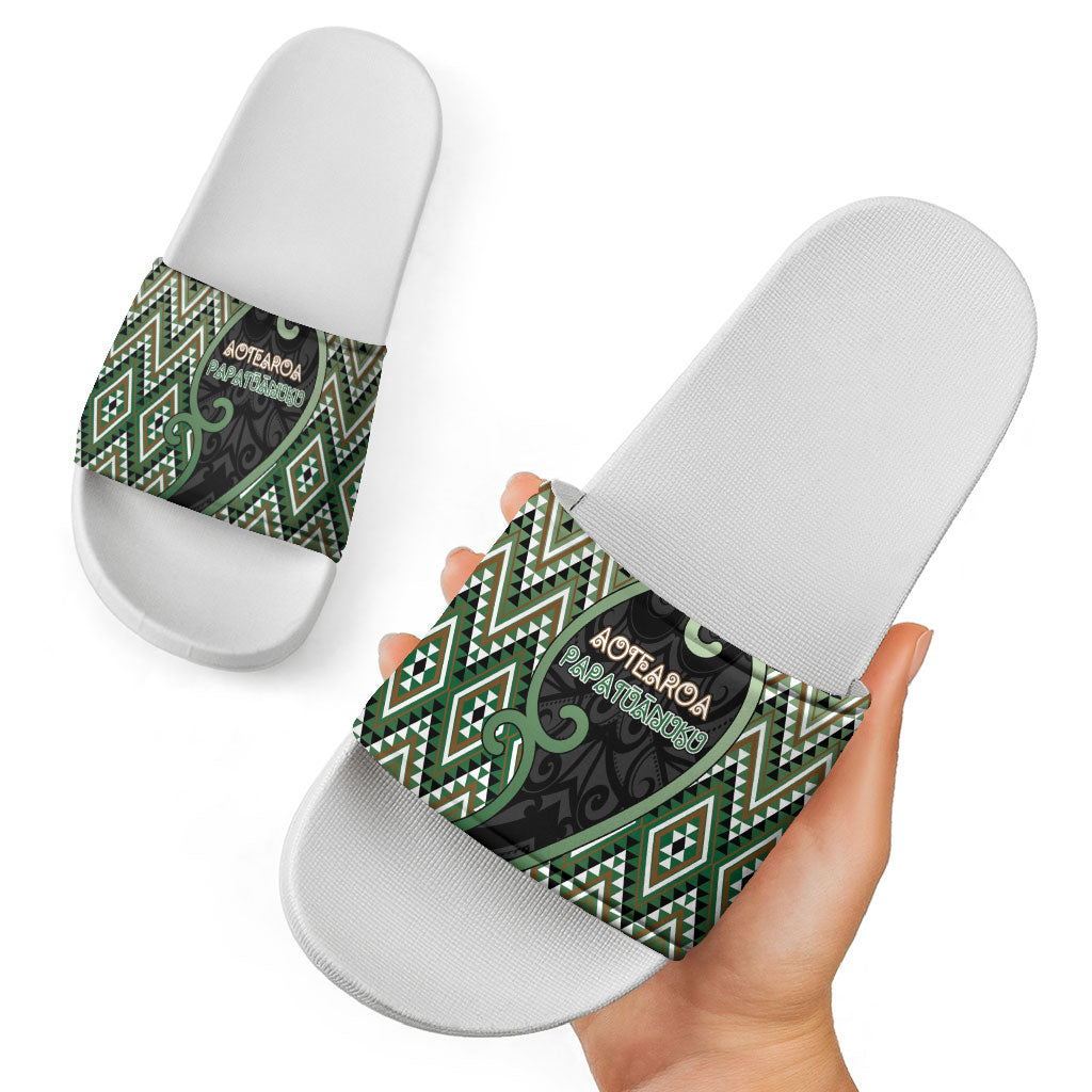 Aotearoa Atua Papatuanuku Slide Sandals Earth Mother Father Koru Patterns DT05 - Polynesian Pride