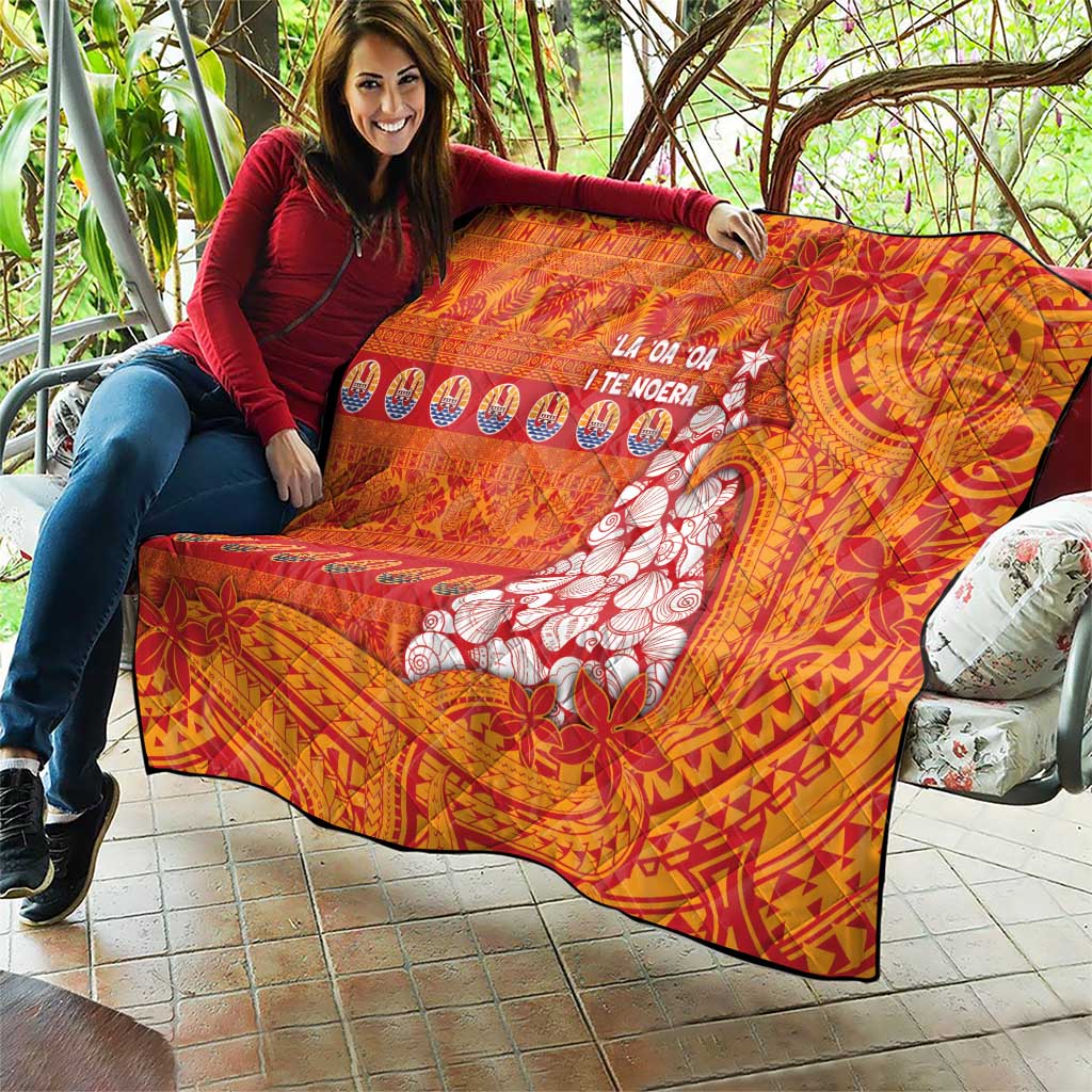 French Polynesia Christmas Quilt Seashell Xmas Tree Tribal Waves - Polynesian Pride