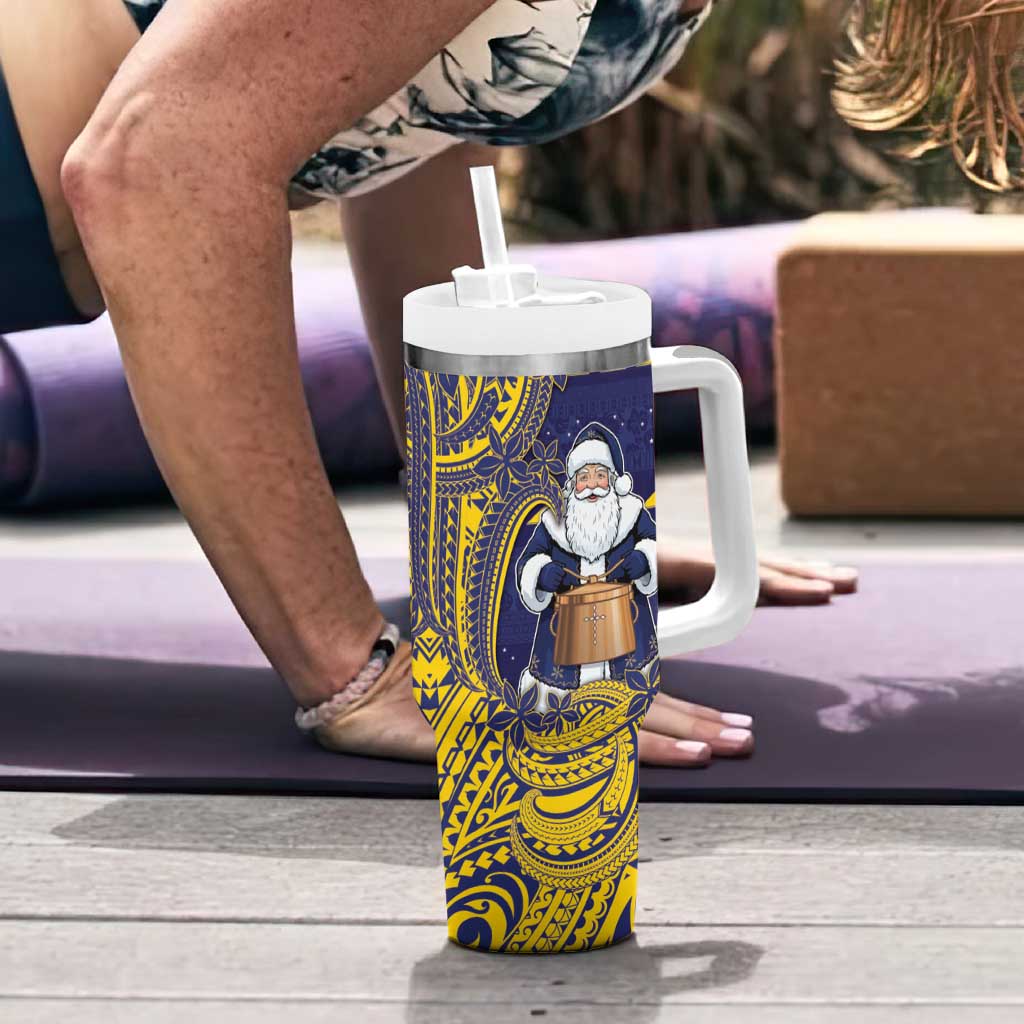 Tokelau Christmas Tumbler With Handle Santa With Tuluma Xmas Tribal Waves - Polynesian Pride