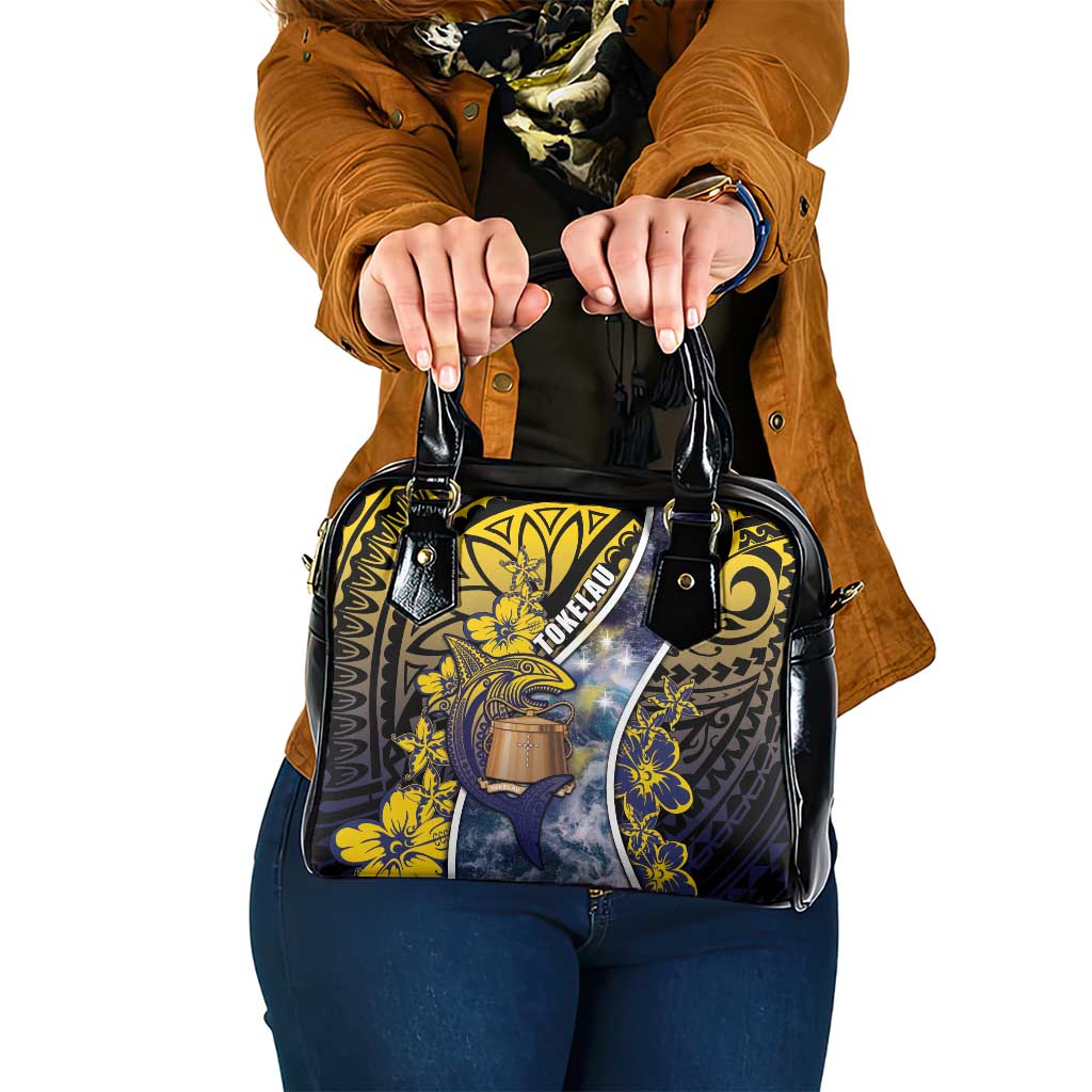 Tokelau Shoulder Handbag National Badge Waves Style