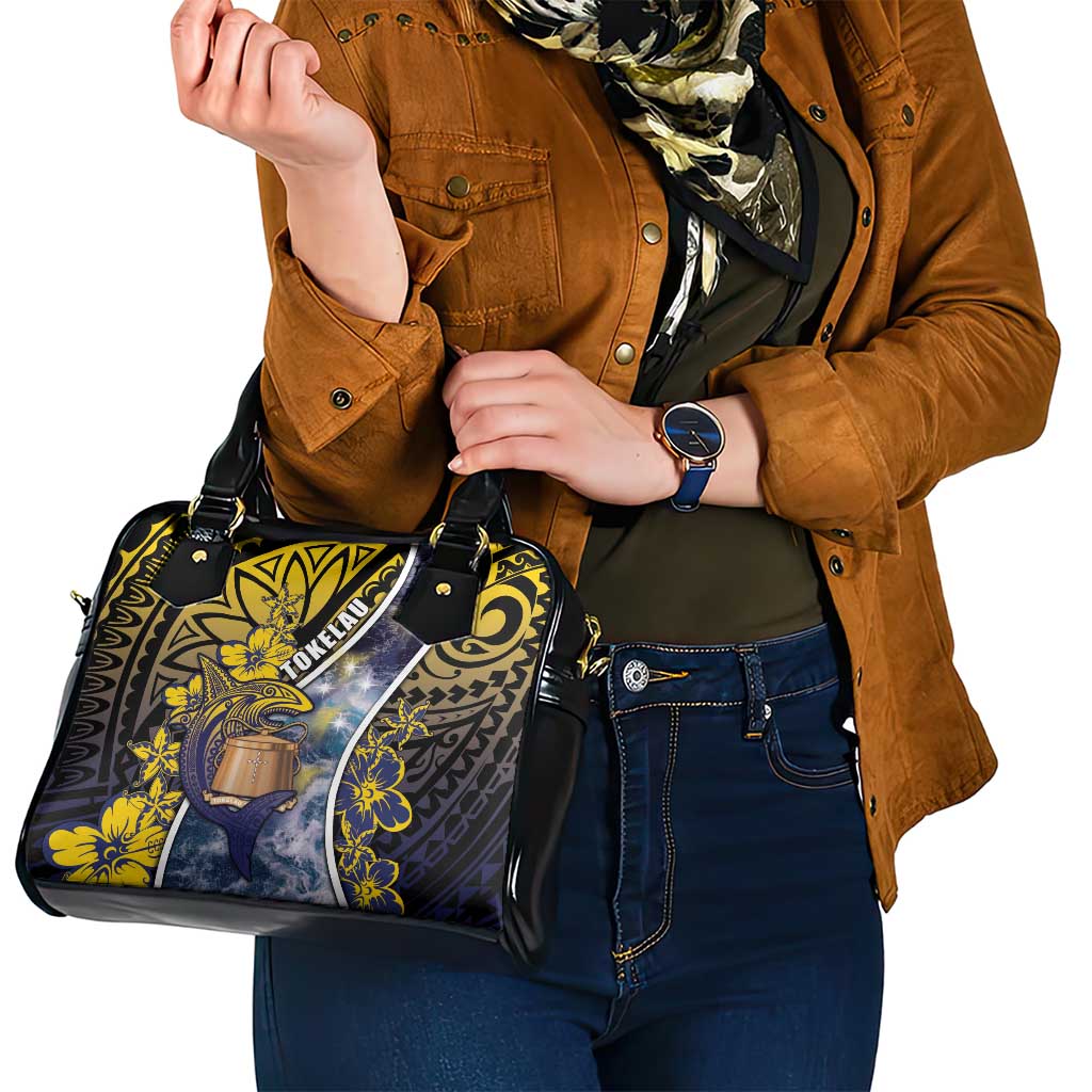 Tokelau Shoulder Handbag National Badge Waves Style
