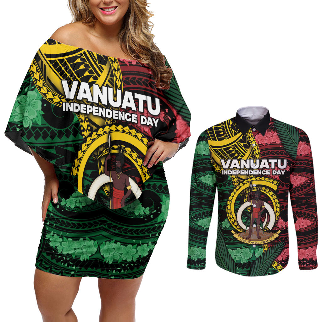 Personalised Vanuatu Independence Day Couples Matching Off Shoulder Short Dress and Long Sleeve Button Shirt Boar Tusk Warrior Tribal Floral Patterns DT05 Multicolor - Polynesian Pride