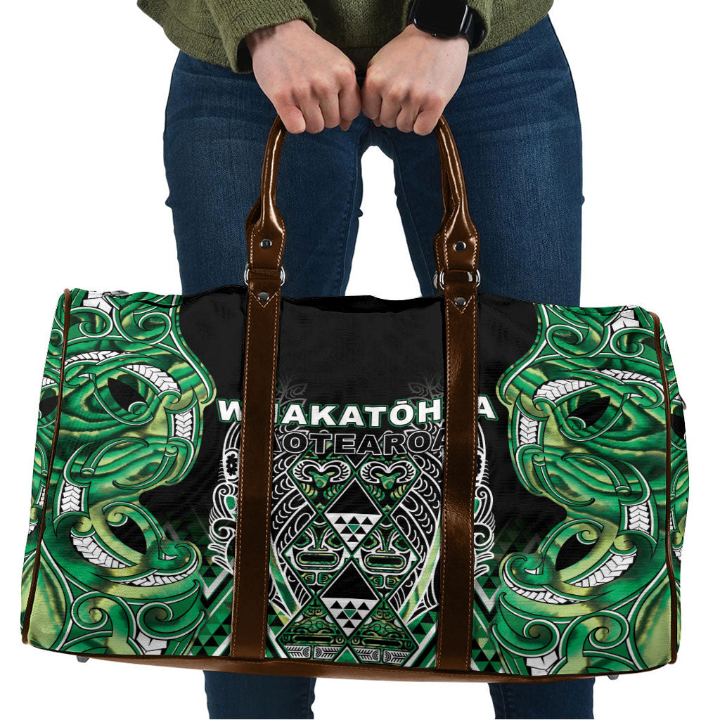 Aotearoa Whakatohea Travel Bag Maori Tribal Green Abalone Paua Shell Pattern