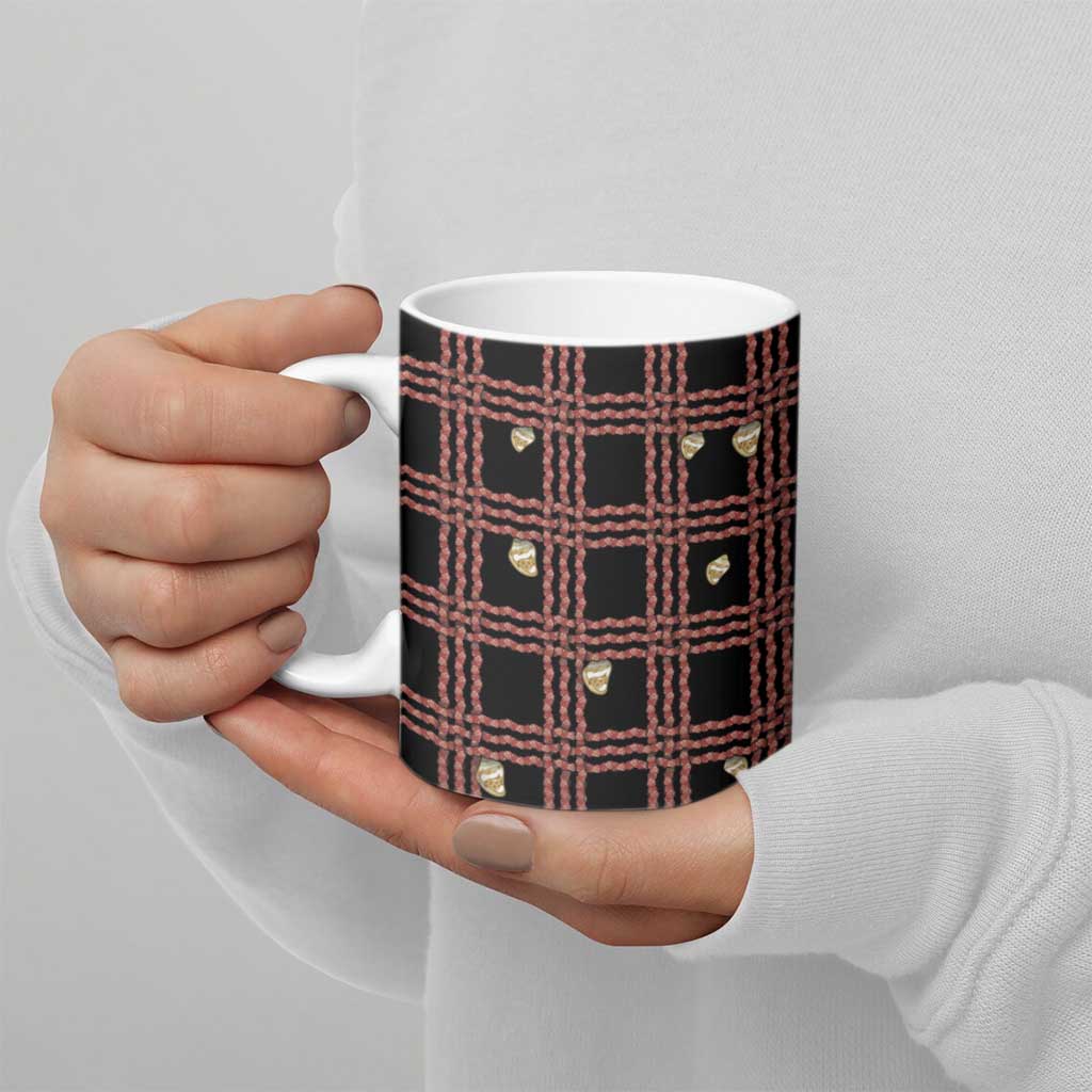 Hawaii Palaka Kahelelani Shell Lei Costume Ceramic Mug Plaid Patterns