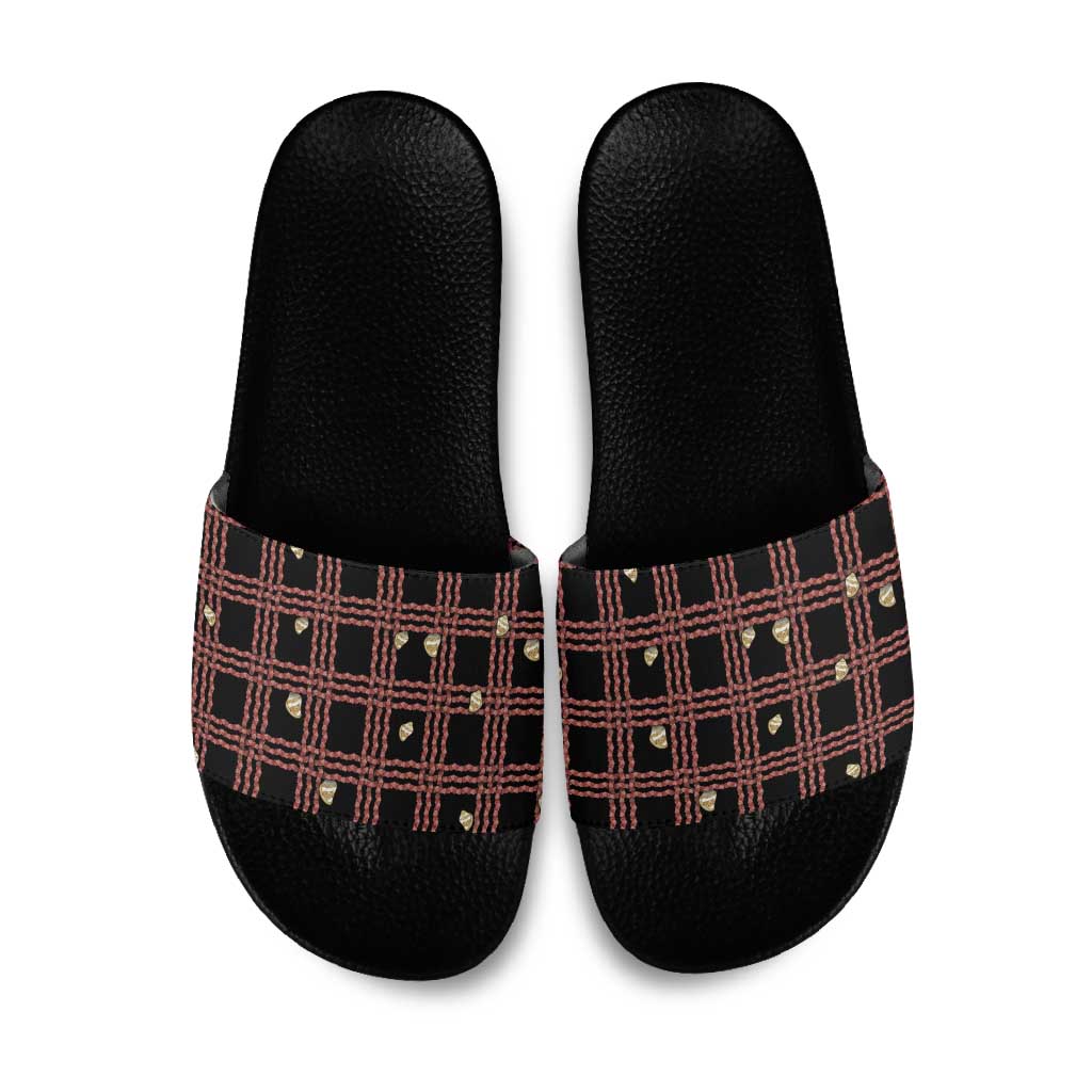 Hawaii Palaka Kahelelani Shell Lei Costume Slide Sandals Plaid Patterns