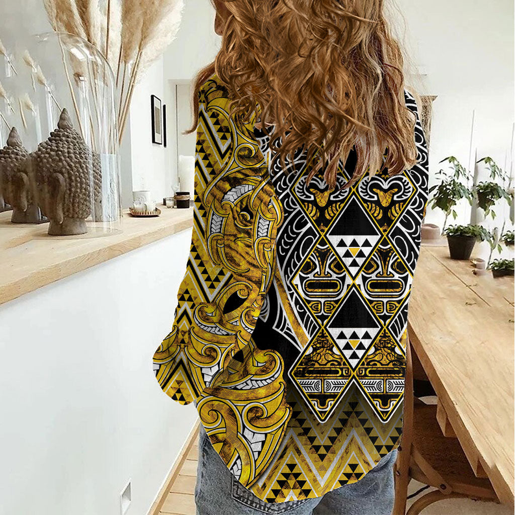 Aotearoa Ngati Whatua Women Casual Shirt Maori Tribal Gold Paua Shell Pattern DT05 - Polynesian Pride