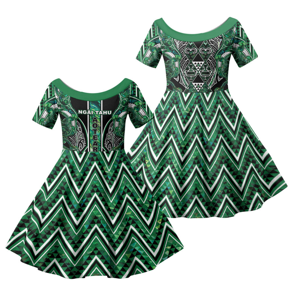Aotearoa Ngai Tahu Family Matching Summer Maxi Dress and Hawaiian Shirt Maori Tribal Dark Green Paua Shell Pattern DT05 Daughter's Dress Green - Polynesian Pride