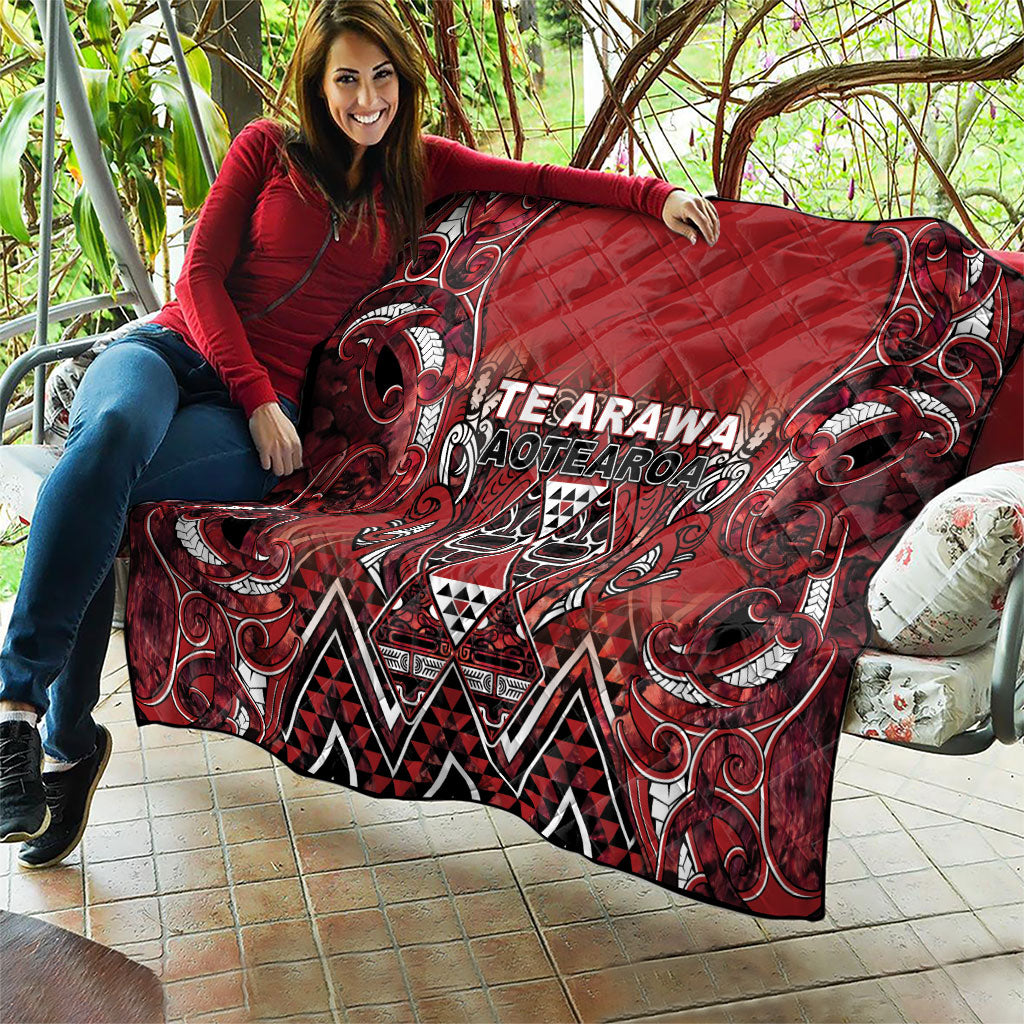 Aotearoa Te Arawa Quilt Maori Tribal Dark Red Paua Shell Pattern DT05 - Polynesian Pride