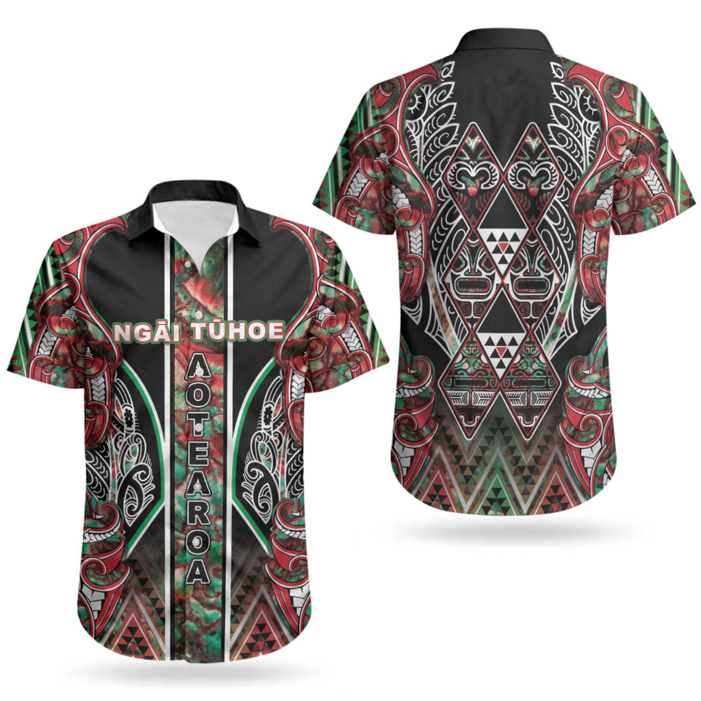 Aotearoa Ngai Tuhoe Couples Matching Tank Maxi Dress and Hawaiian Shirt Maori Tribal Red And Green Paua Shell Pattern DT05 - Polynesian Pride