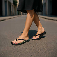 Hawaii Tropical Flowers Flip Flops Polynesian Tattoo Black