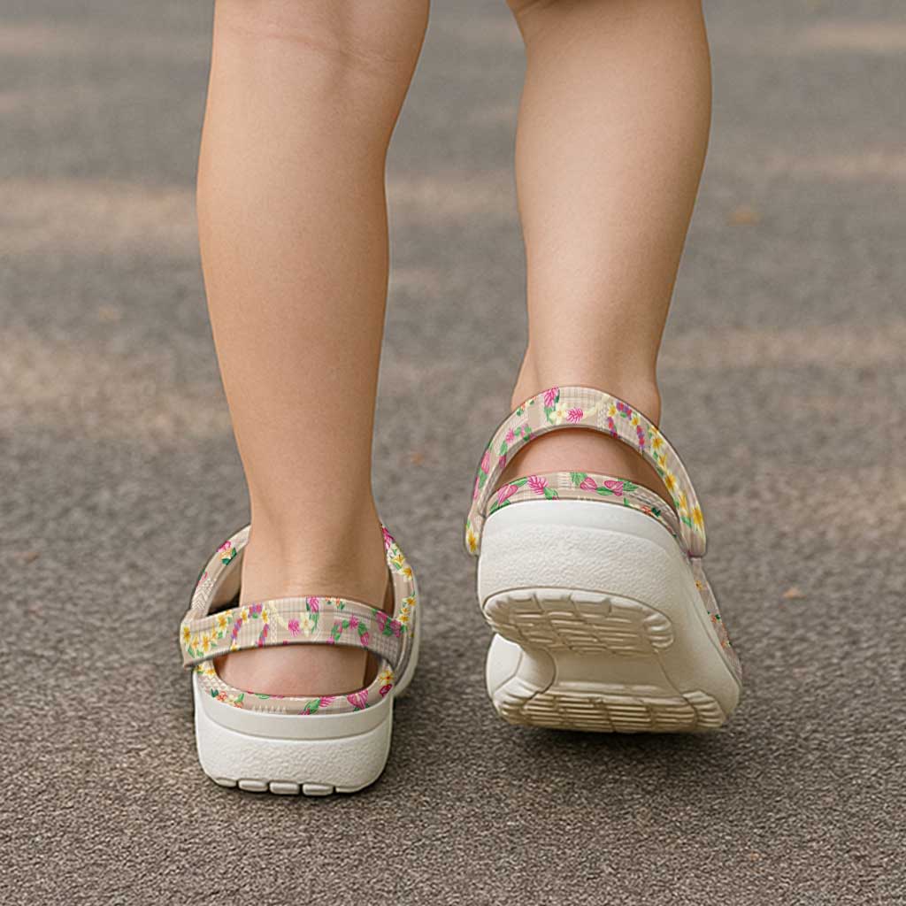Hawaiian Kakau Tattoo Leis and Palaka Pattern Clogs Shoes Traditional Aloha Tribal Beige Color