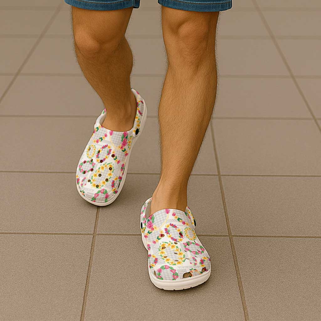 Hawaiian Kakau Tattoo Leis and Palaka Pattern Clogs Shoes Traditional Aloha Tribal White Color