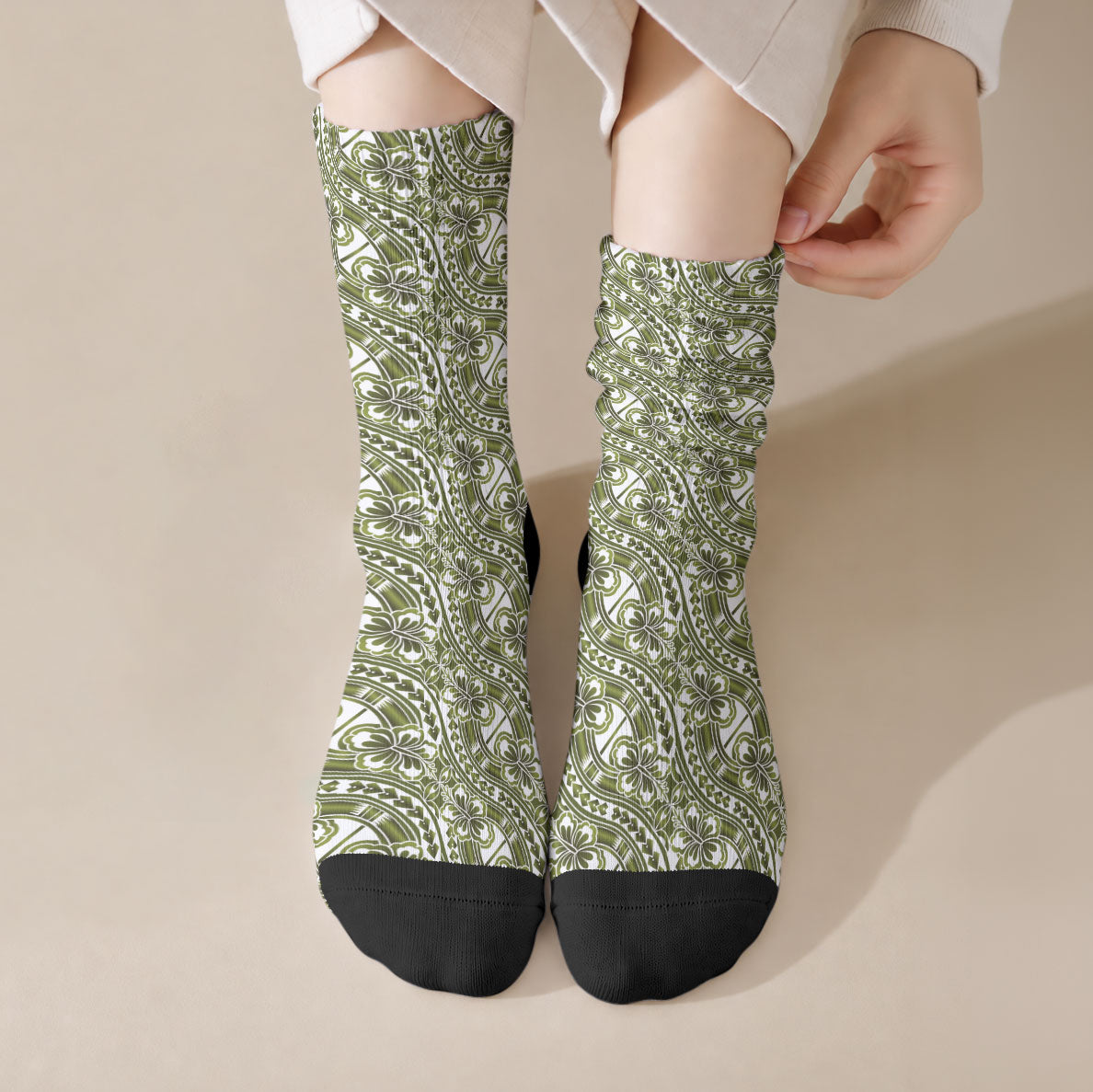 Hibiscus Bloom Island Tribal Waves Crew Socks Olive Green Polynesian Pattern LT01 Crew Socks Olive Green - Polynesian Pride