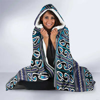 Maori Matariki Hooded Blanket Blue Galaxy Aesthetic Koru Art